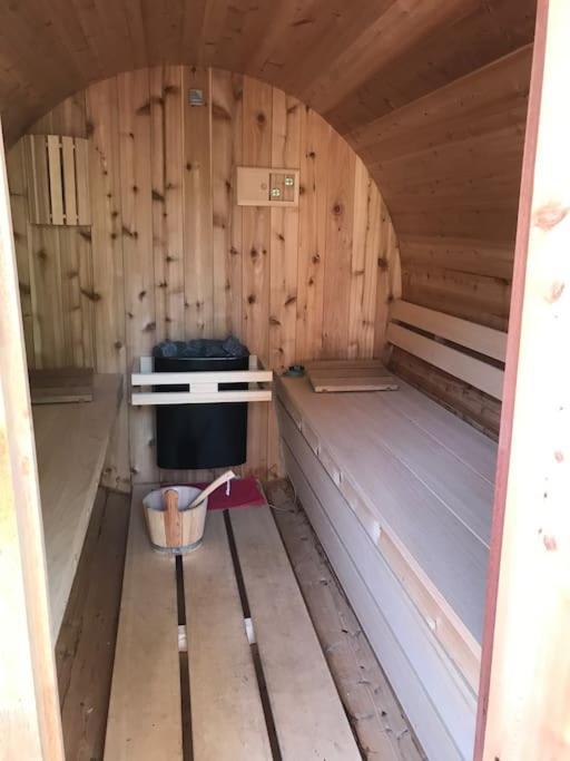 Houten Chalet/Bungalow In Het Bos, Sauna, Jacuzzi Meijel Dış mekan fotoğraf