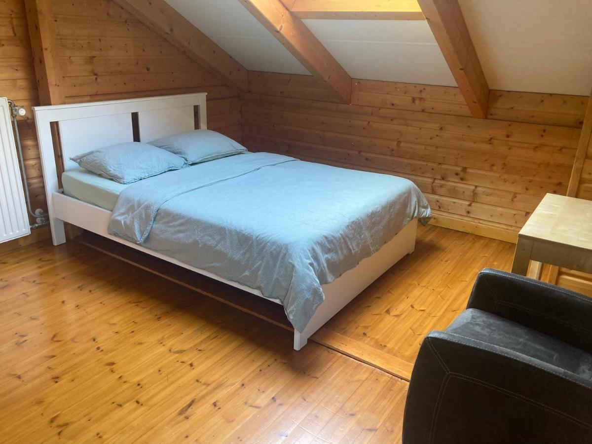 Houten Chalet/Bungalow In Het Bos, Sauna, Jacuzzi Meijel Dış mekan fotoğraf