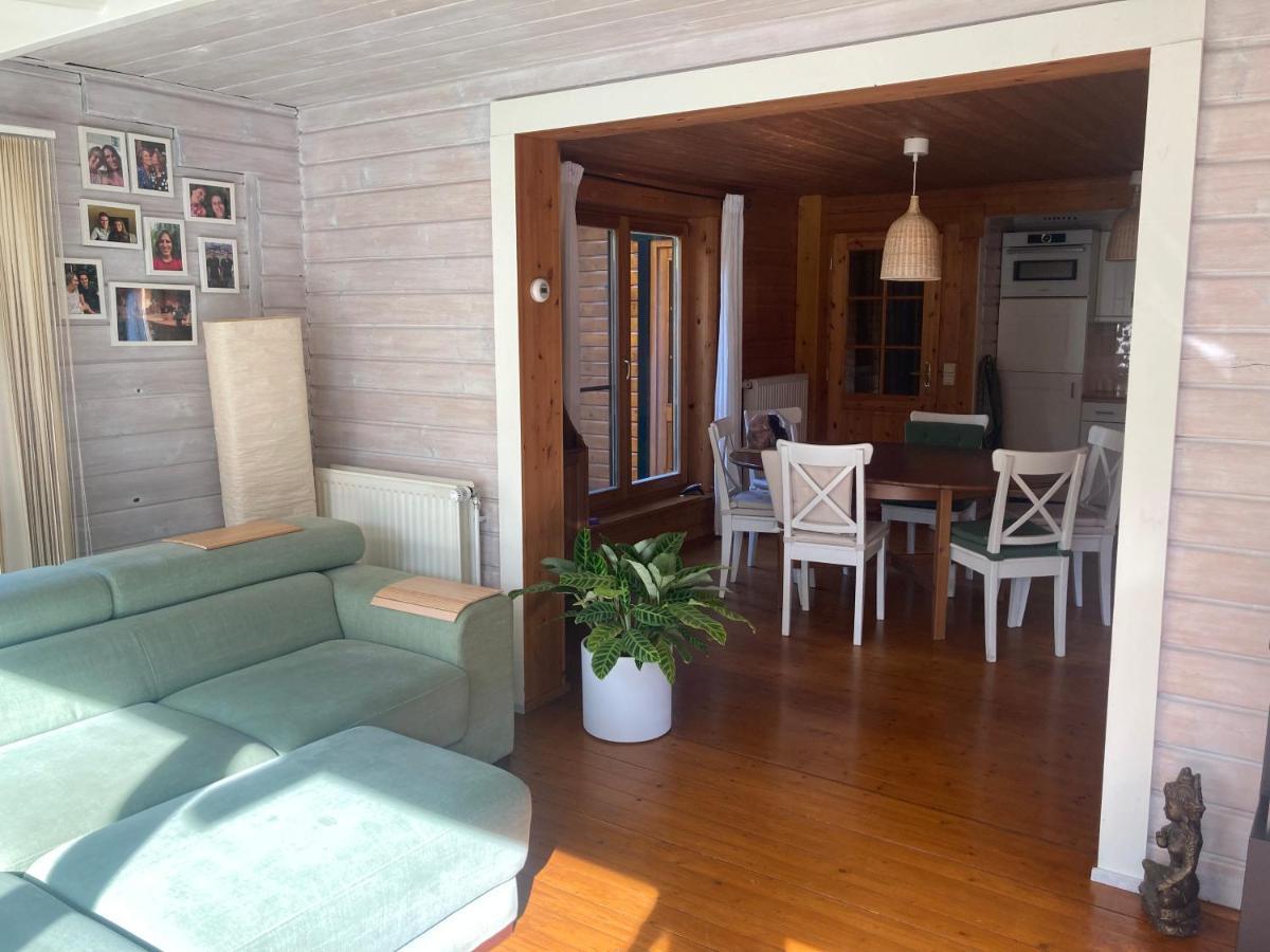 Houten Chalet/Bungalow In Het Bos, Sauna, Jacuzzi Meijel Dış mekan fotoğraf