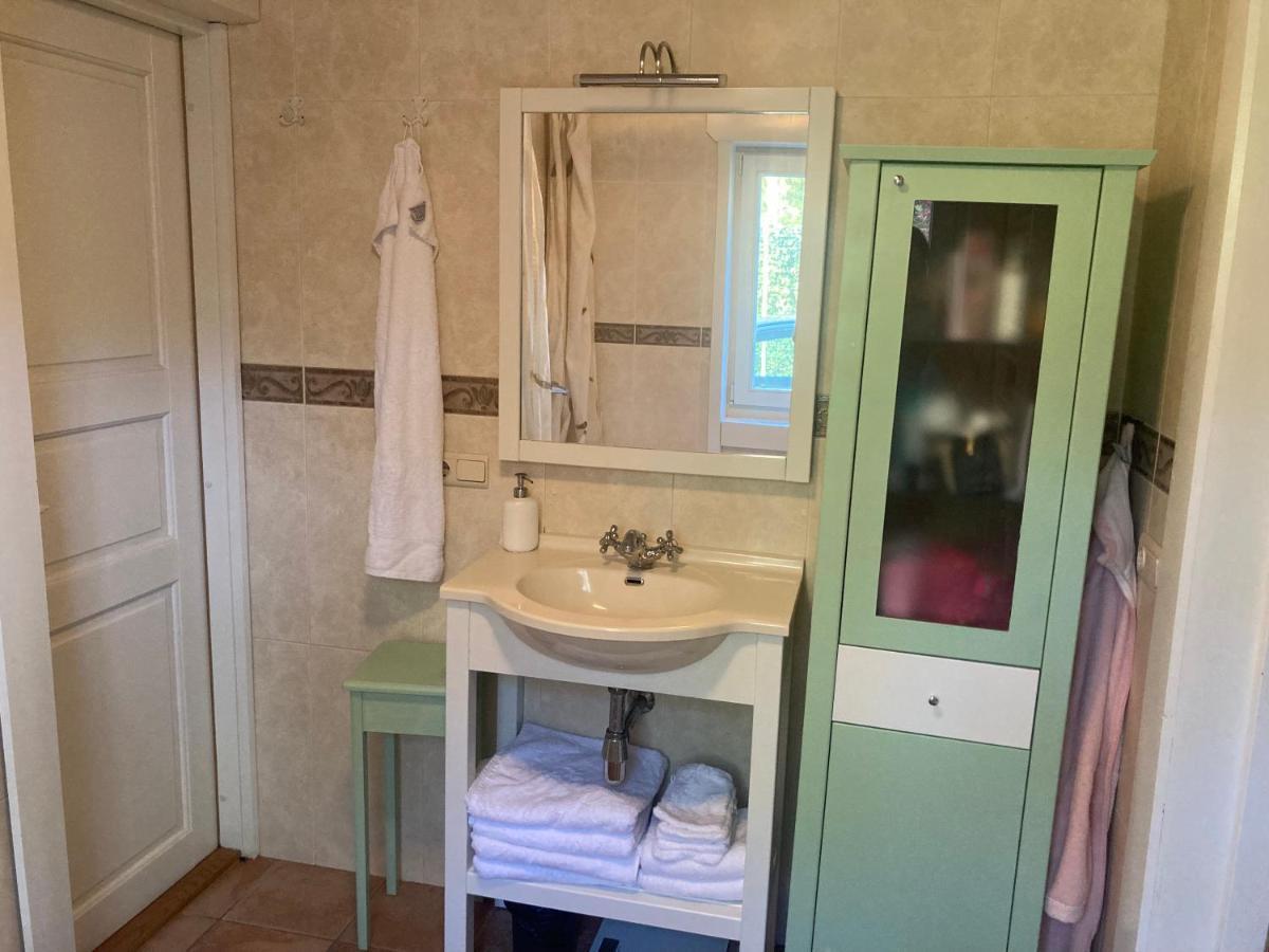 Houten Chalet/Bungalow In Het Bos, Sauna, Jacuzzi Meijel Dış mekan fotoğraf